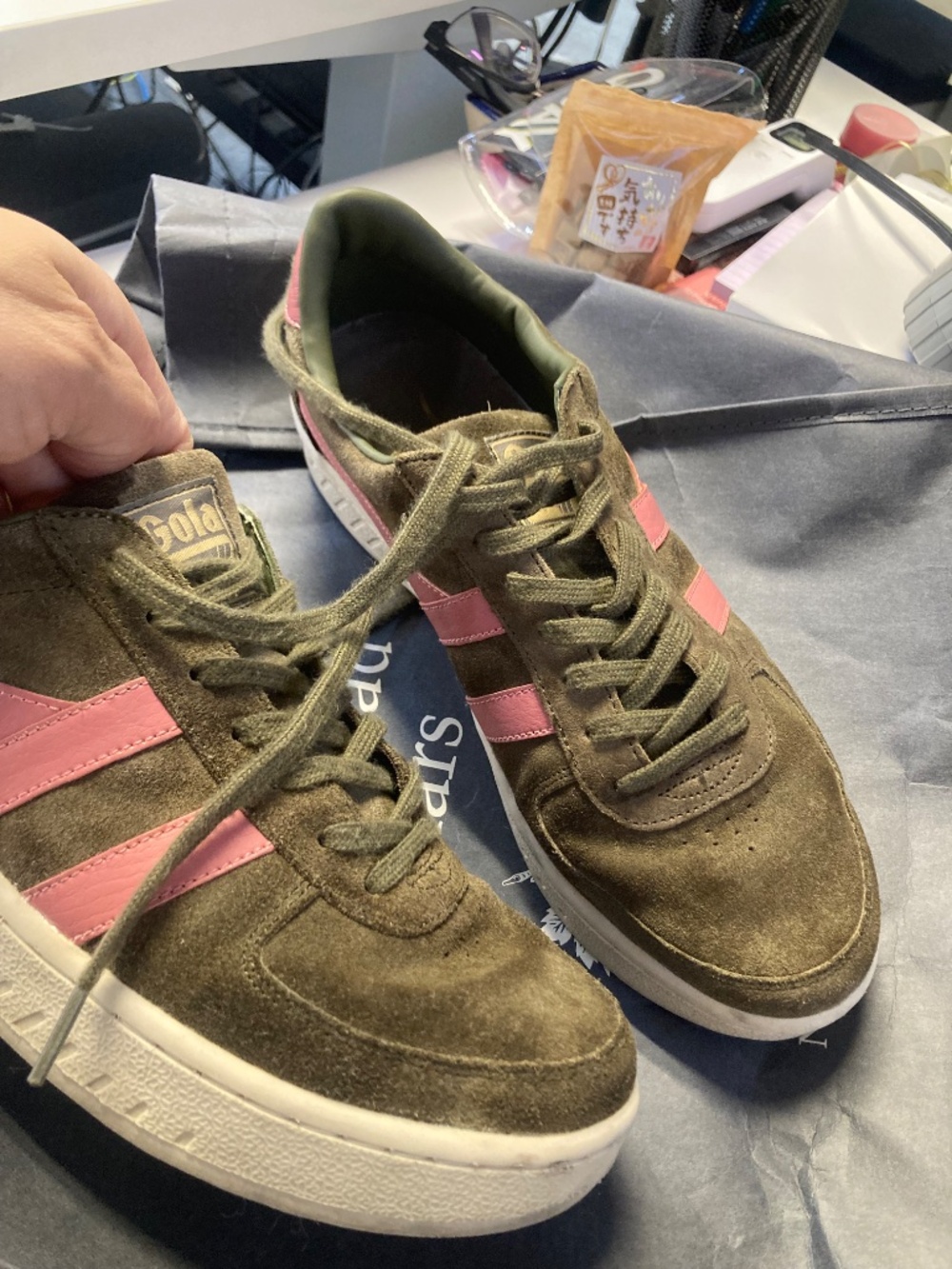 Like new Gola women’s 10 brown and pink suede upper sneakers - Picture 3 of 11